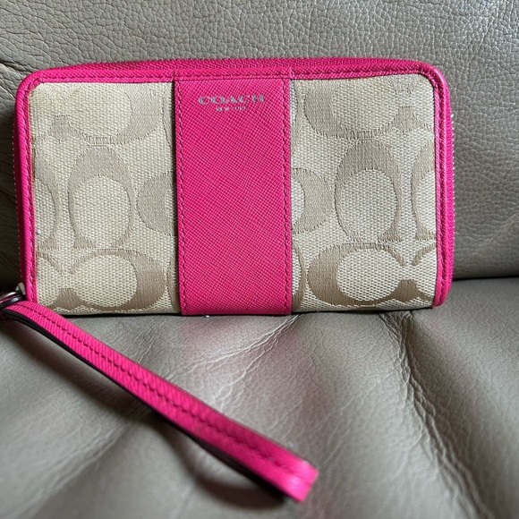 Coach Signature Canvas Zip Around Wallet with Pink - Picture 1 of 12